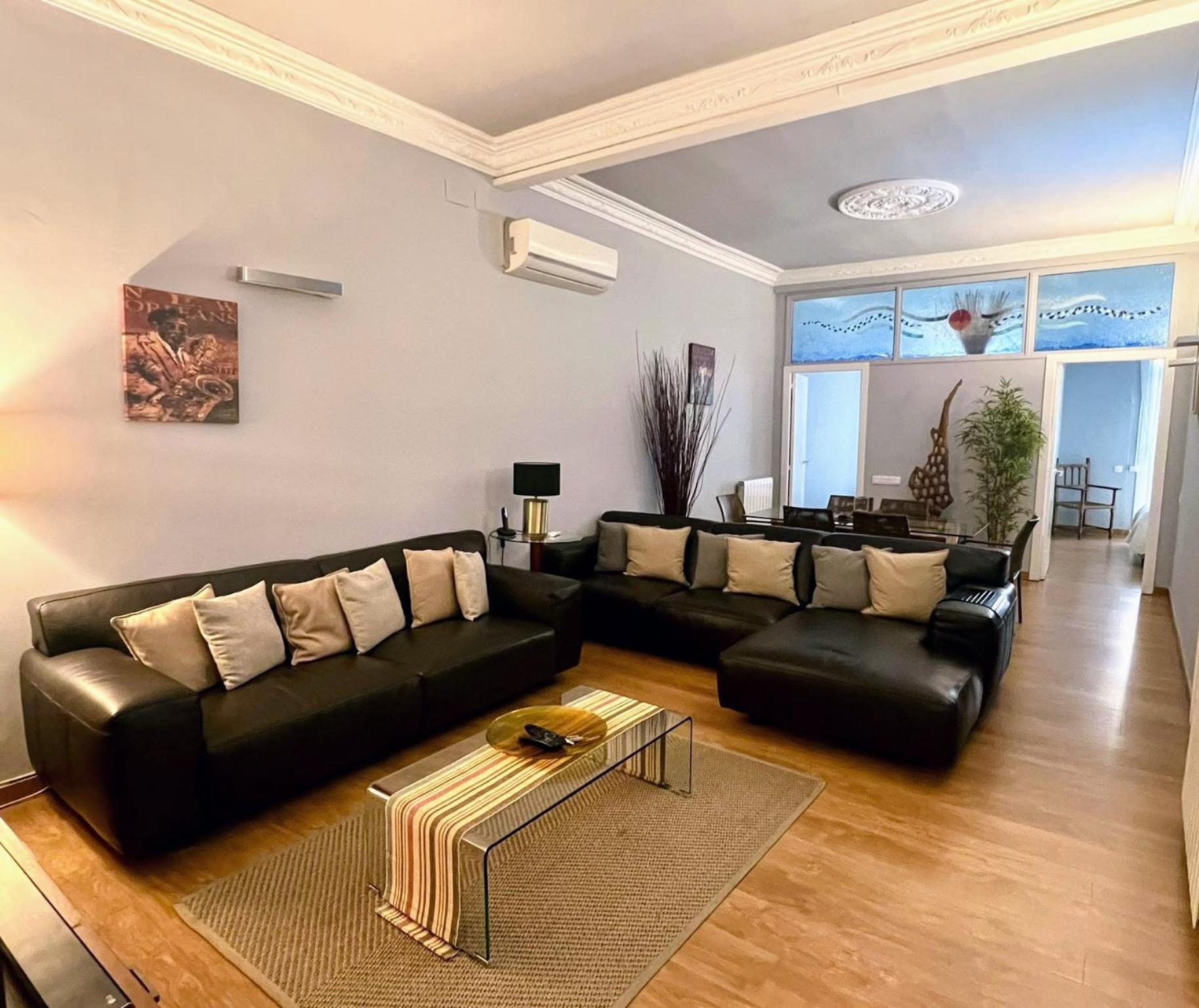 Luxury Central Apartment Barcelona Buitenkant foto