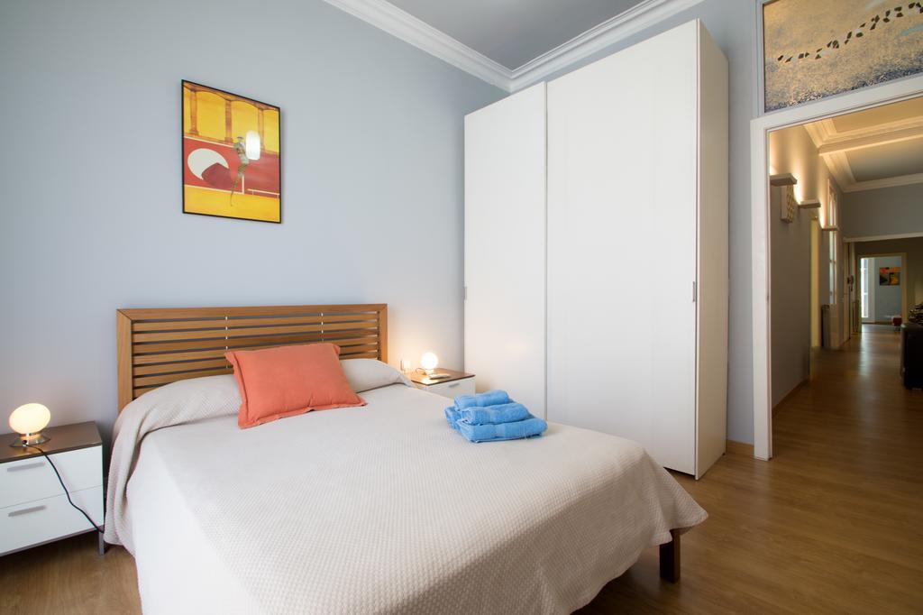 Luxury Central Apartment Barcelona Buitenkant foto